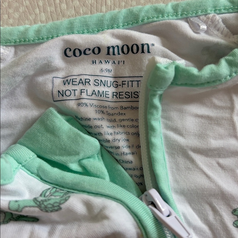 Coco moon Honu Kisses Turtle Print One Piece romper footie 6-9M - Picture 3 of 4